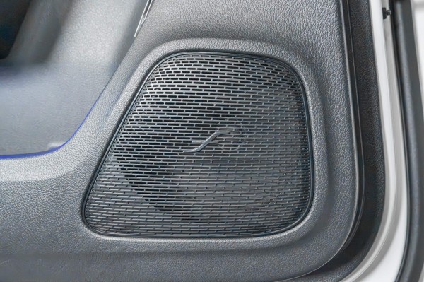 31820